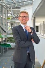 Prof. Dr. Ingo Runnebaum, Direktor der Klinik für Frauenheilkunde und Geburtshilfe am UKJ